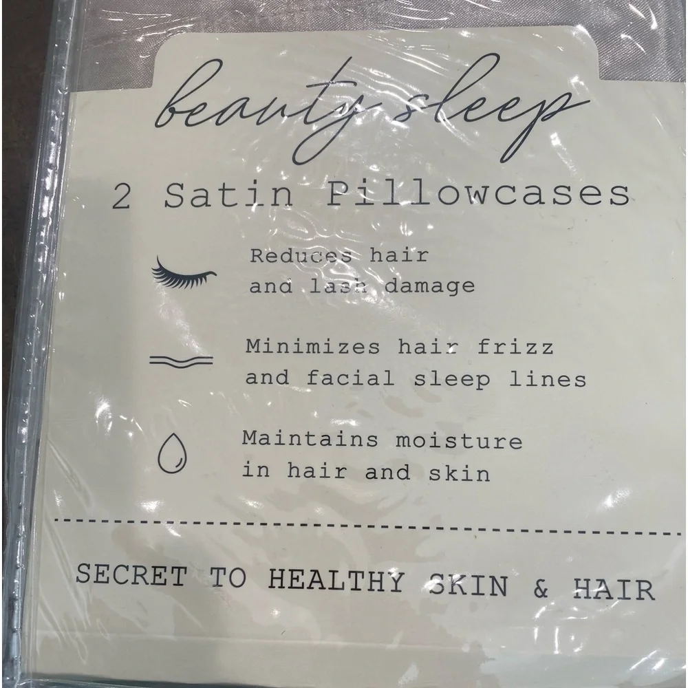 BEAUTY SLEEP ✨2 satin pillowcases✨pretty color BRAND NEW - standard size